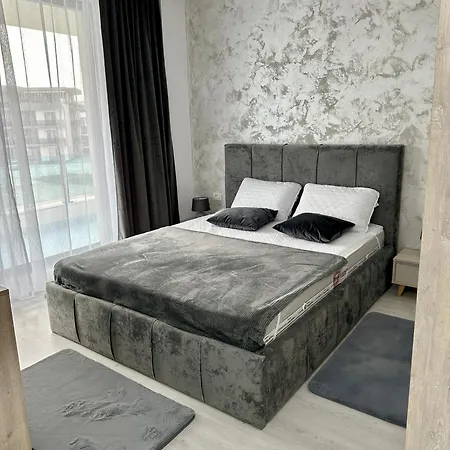 Aloha Mamaia * Navodari