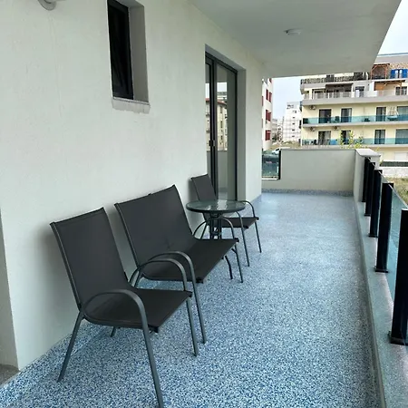 Apartment Aloha Mamaia Navodari